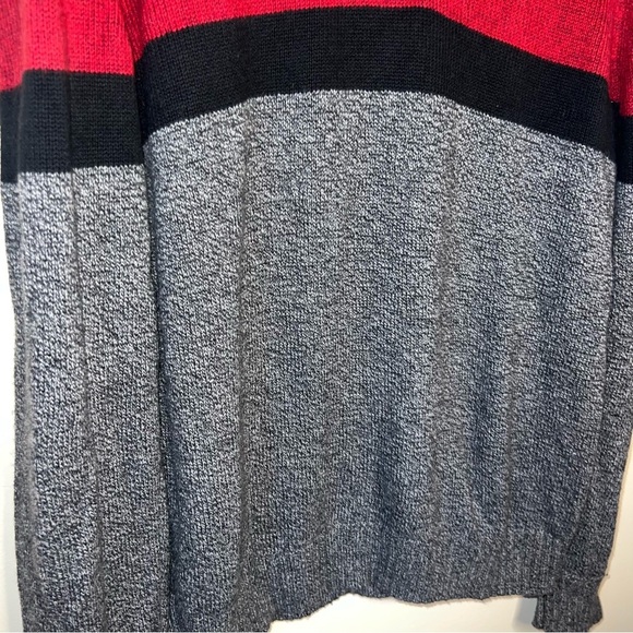 American Eagle Seriously Soft Red Black Gray Colorblock Sweater Men Size Large - Picture 4 of 9